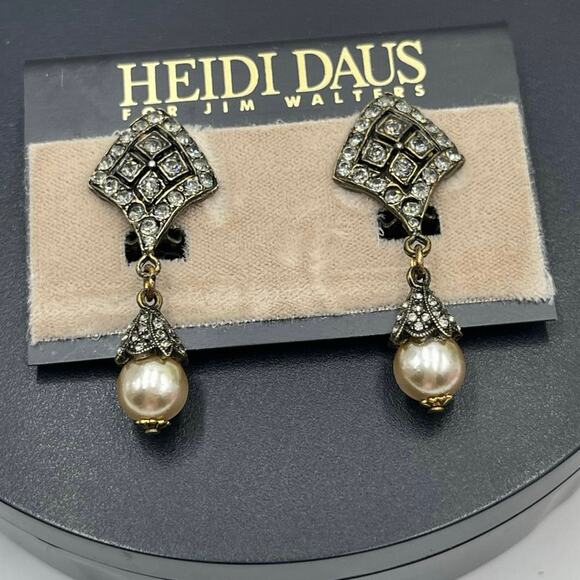 HEIDI DAUS Crystal Pave Diamond Pearl Drop Dangle Earrings Vintage Style Glamour - Picture 1 of 11